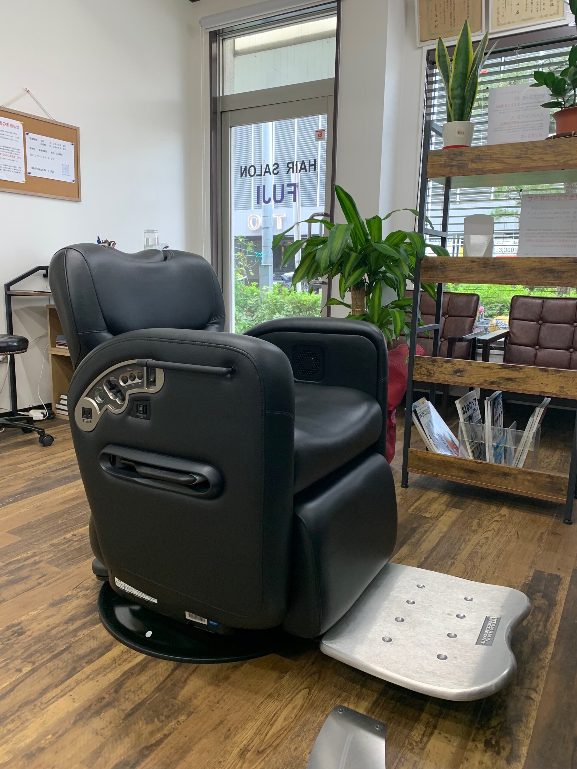 hairsalon fuji JR伊丹駅から徒歩2分のメンズサロン・バーバー